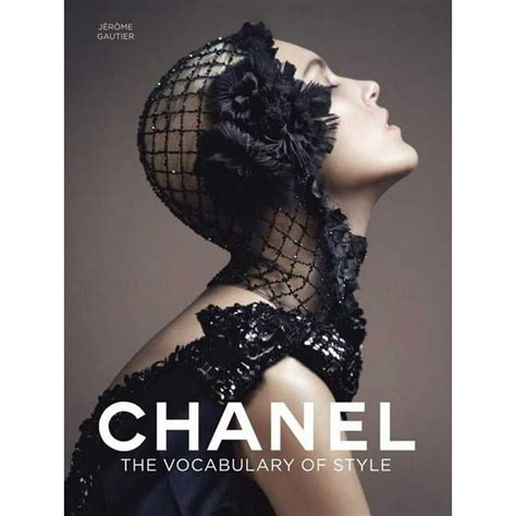 Chanel: The Vocabulary of Style (Hardcover) .